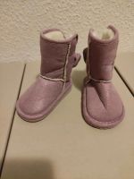 Kinder Stiefel / Baby Stiefel Lila mit Glitzer Gr. 18/19 v. H&M Nordrhein-Westfalen - Leverkusen Vorschau