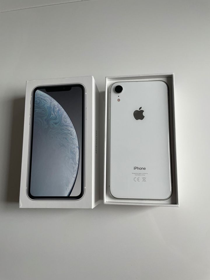 Apple iPhone 9 in Berlin