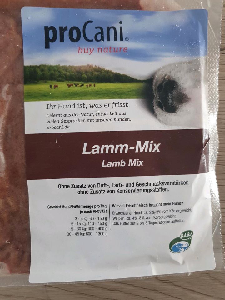 ProCanin Barf Lamm Mix 11x500g in Leezen