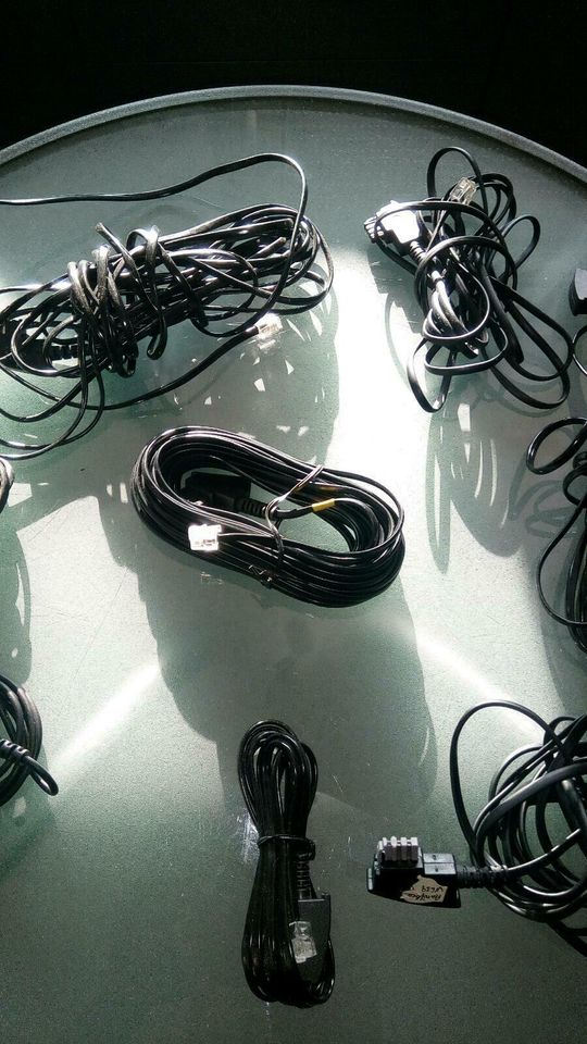 Acht funktiosfähige Telefon Kabel in Witten