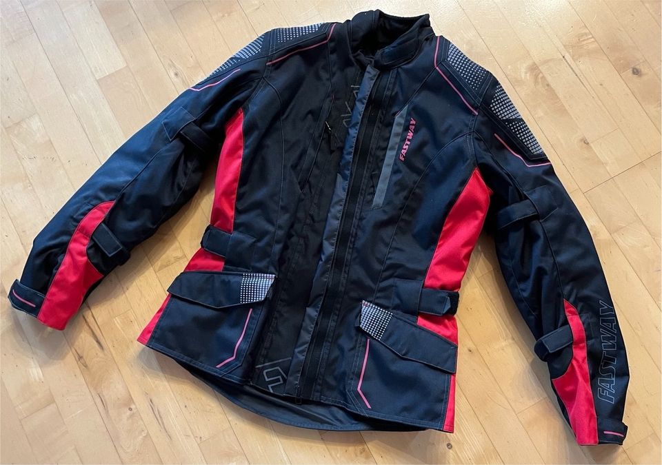 Motorradjacke Damen Gr. 40 NEU!!! in Perlesreut