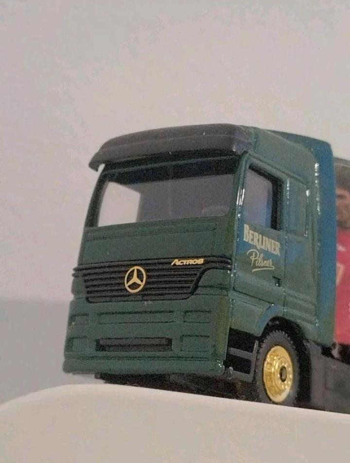 1.FC Union Berlin Bier Lkw Berliner Pilsner Nikol, Baumgart, FCU in Berlin