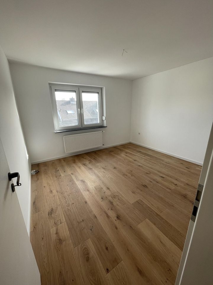 +++ Moderne 3-Zimmer Wohnung in Effizienzhaus 70 EE mit hochwertiger Sanierung +++ in Wiesloch