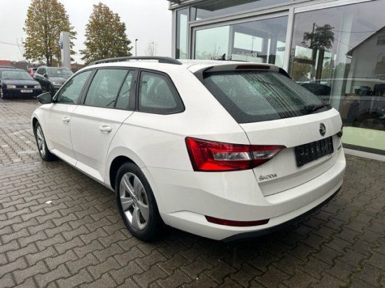 Skoda Superb Combi 1.6TDI ACTIV*17-Zoll in Wendlingen am Neckar