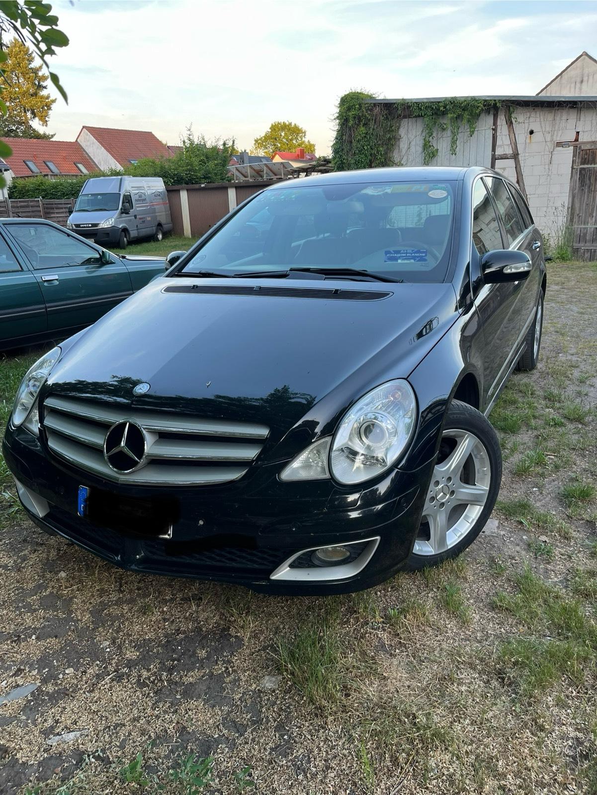 Abbildung des Autos Mercedes R320 CDI lang 6…