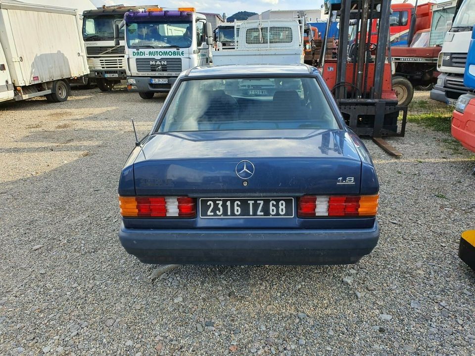 Mercedes-Benz 190 in Gundelfingen