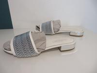 „River Island“ Pantolette 40/41 weiß mit silber Glitzer wie NEU Nordrhein-Westfalen - Grevenbroich Vorschau