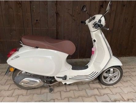 vespa primavera in Icking