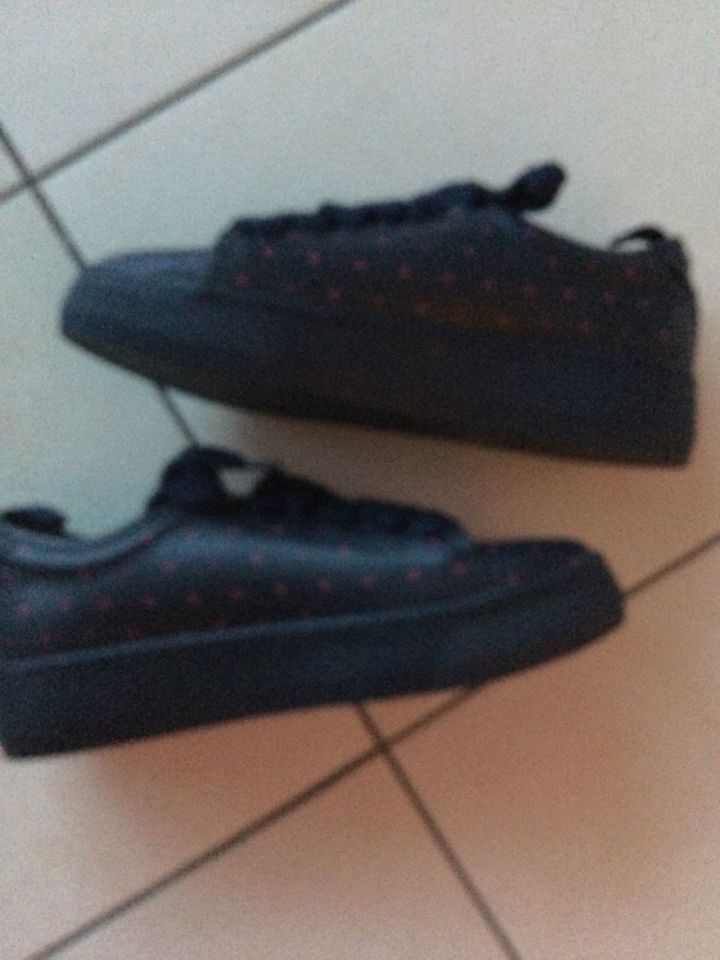 Esprit Sneaker blau mit Dots Gr. 37 neu in Mönchengladbach