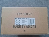 Yezzy Boost 350 V2 Carbel/Stegry/Solred Gr. 10,5 NEU Niedersachsen - Stadtoldendorf Vorschau