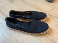 Tommy Hilfiger Canvas Schuhe 38 NEU Düsseldorf - Holthausen Vorschau