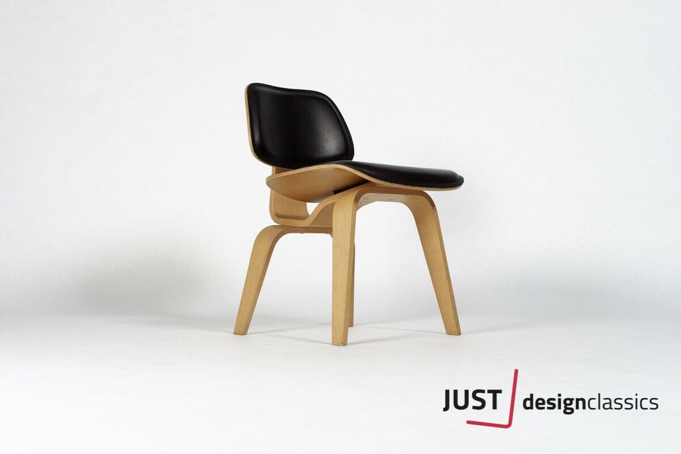 !SONDERANGEBOT! Vitra Plywood Group DCW Chair Braunes Leder in Köln