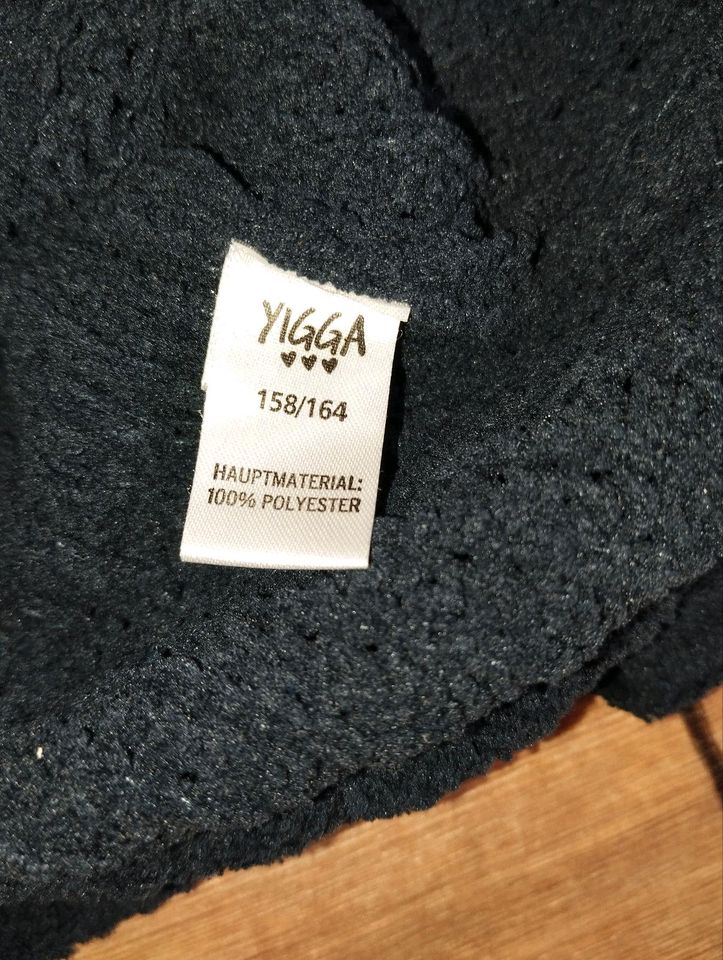 Yigga Mädchen Strick Pullover cropped Look Gr 158 164 in Goslar