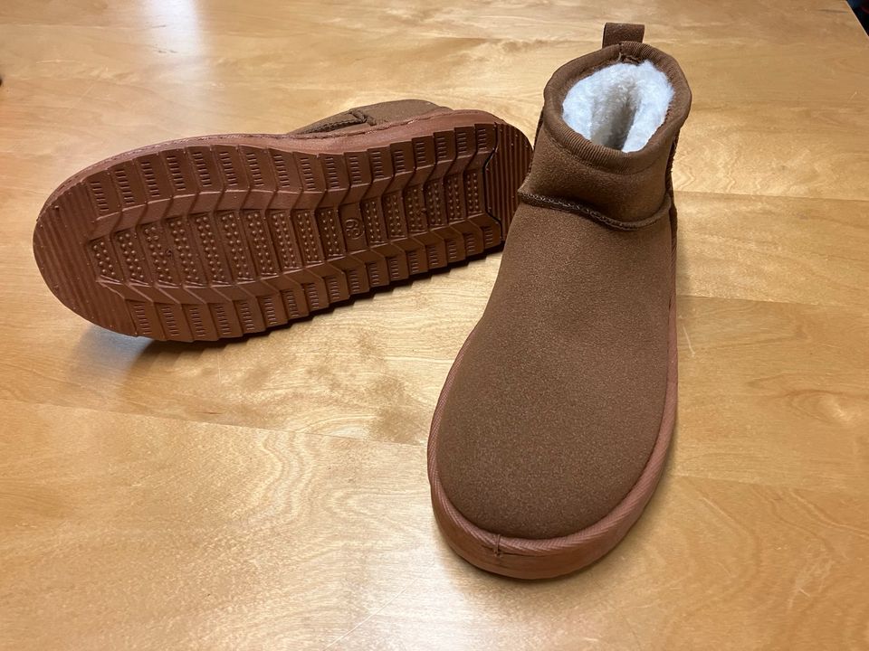 Wolkis Damenschuhe / optisch wie UGGs, aber vegan NEU in Hamburg