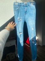 skinny Jeans mit zahlreichen Details - LAULIA Nordrhein-Westfalen - Bergkamen Vorschau