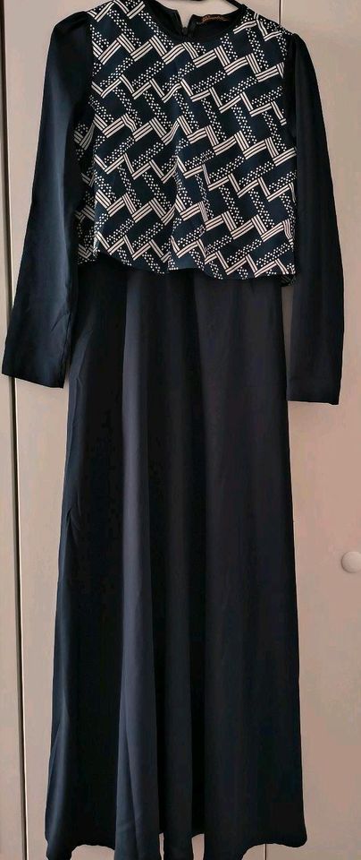 Maxikleid Abendkleid Hijabkleid dunkelblau sehr gut erhalten in Hamburg