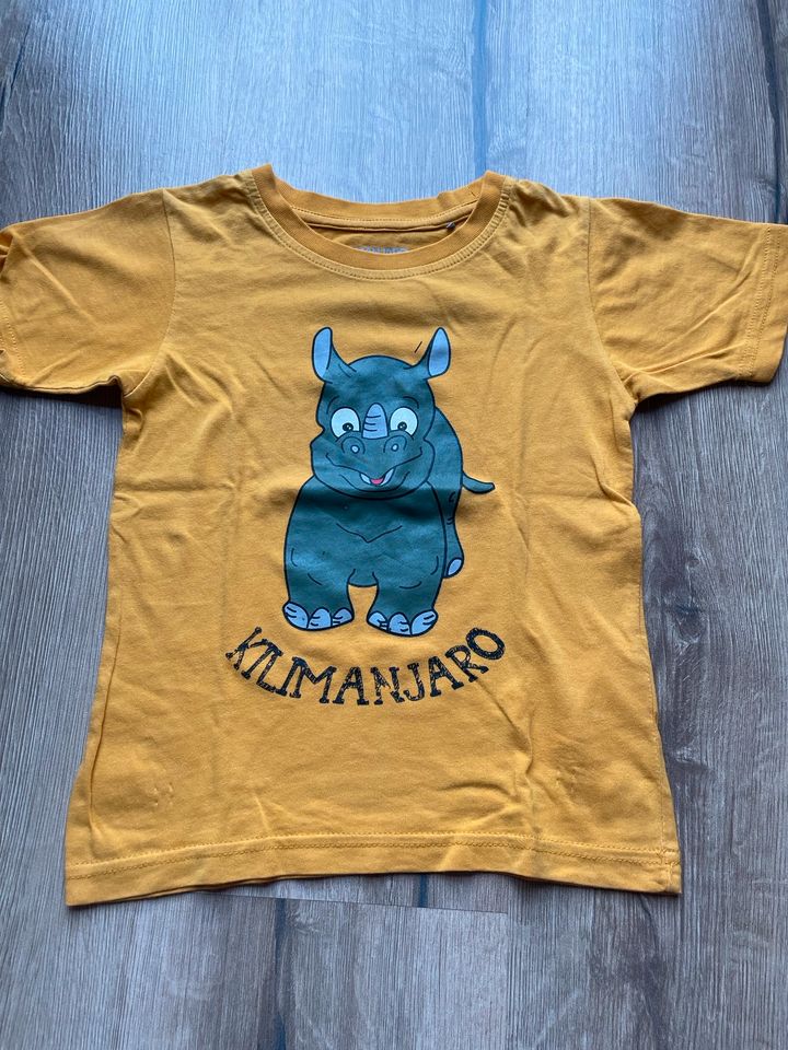 T-Shirt Kilimanjaro Nashorn Gr. 92/98 in Niestetal