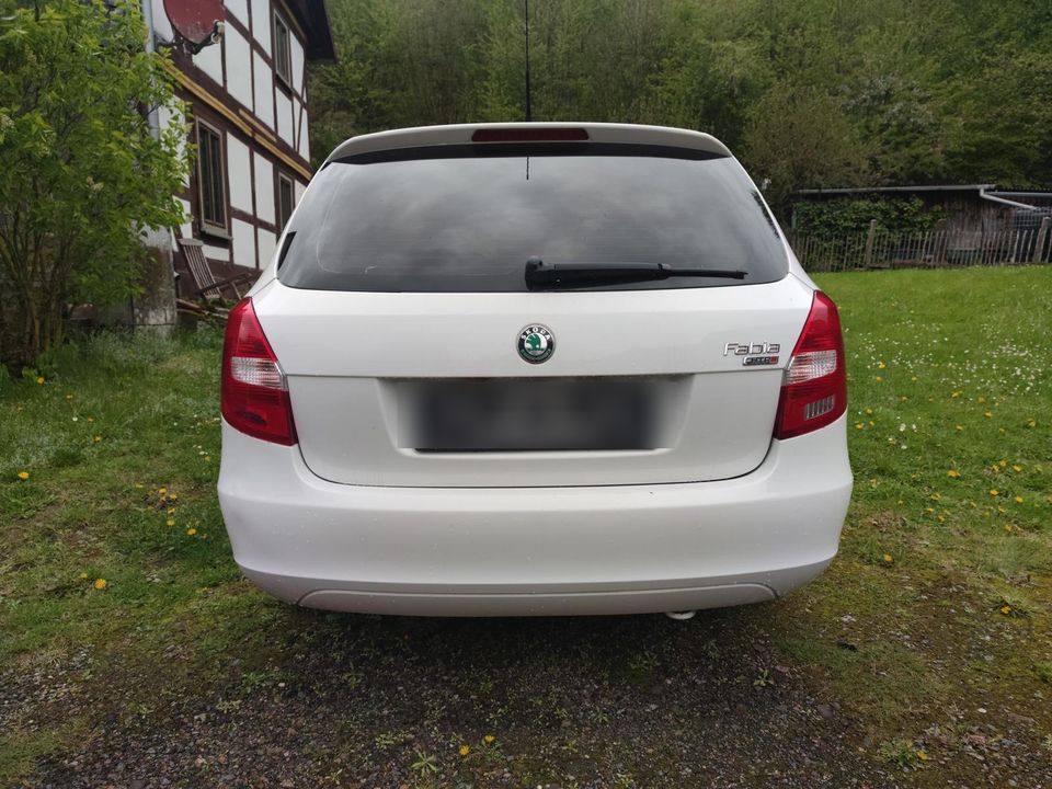 Skoda Fabia 1,2 Kombi in Heinade