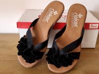 NEU Rieker Antistress Flip Flops Zehentrenner Sandalen 38 OVP Sachsen - Chemnitz Vorschau