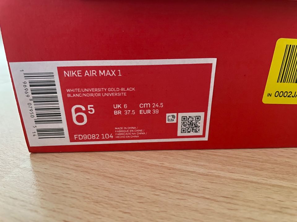 Nike AIR MAX 1 - Größe 39 (6,5) - Weiß /Gold in Frankfurt (Oder)