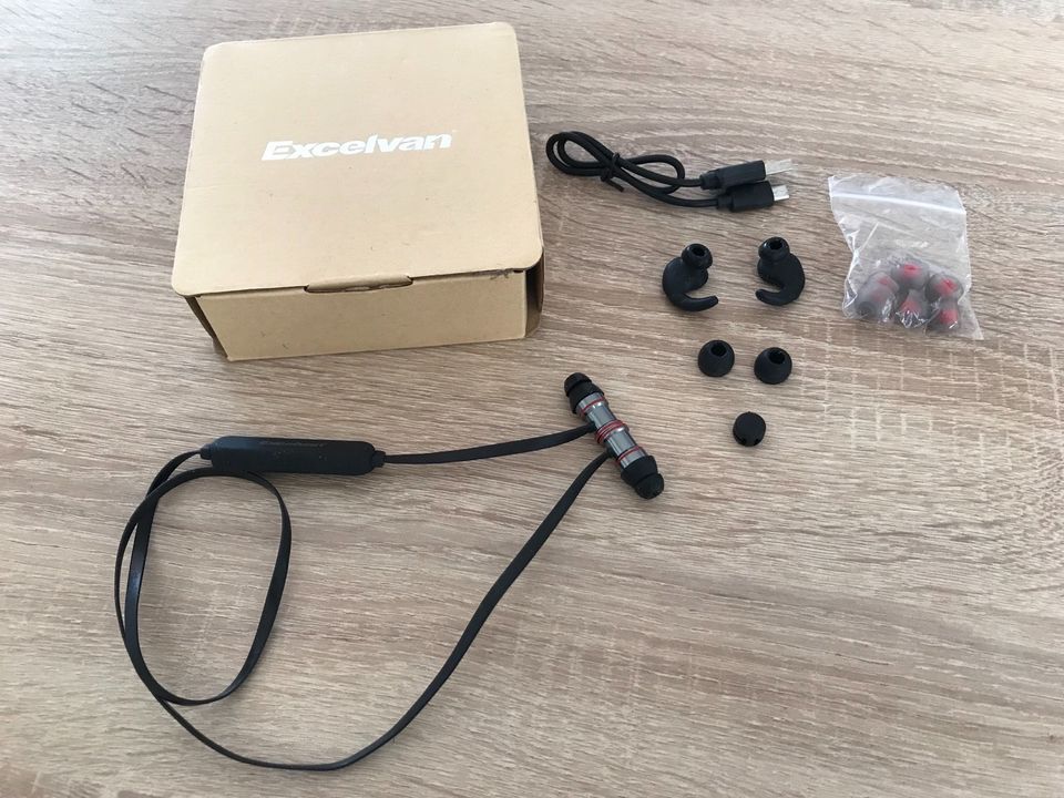 Bluetooth Kopfhörer schwarz von Excelvan in Unlingen