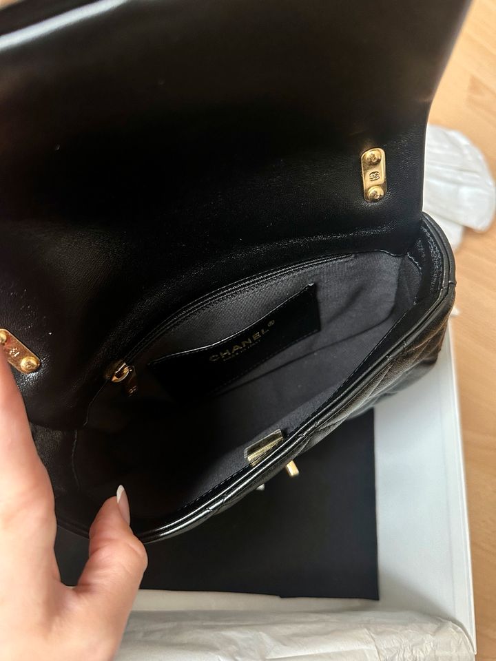 Chanel single flap bag chunky chain in Düsseldorf
