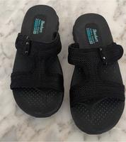 Skechers Pantolette schwarz Gr. 36 Niedersachsen - Seevetal Vorschau