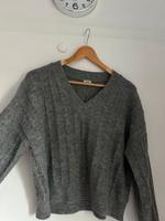 Grauer Strickpullover/Wollpullover mit Muster Baden-Württemberg - Rielasingen-Worblingen Vorschau