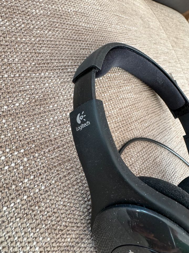 Bluetooth Kopfhörer Logitech schwarz in Langerringen