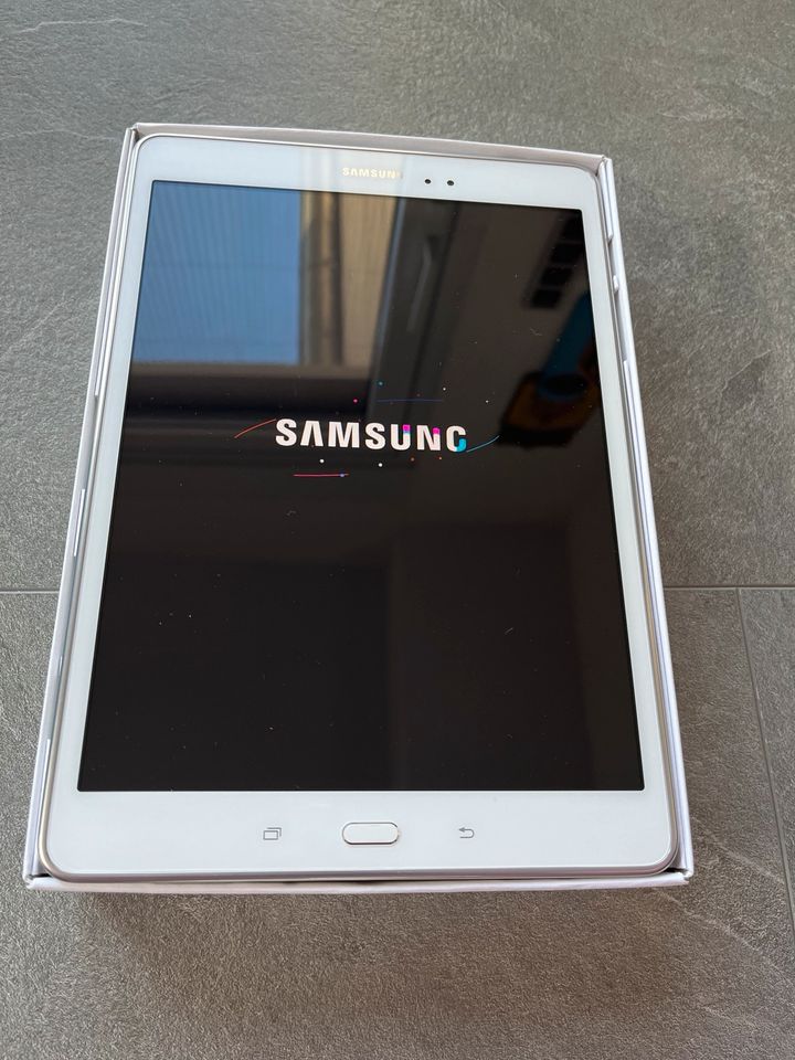 Samsung Galaxy Tab A SM-T555 16 GB unbenutzt in Vechelde