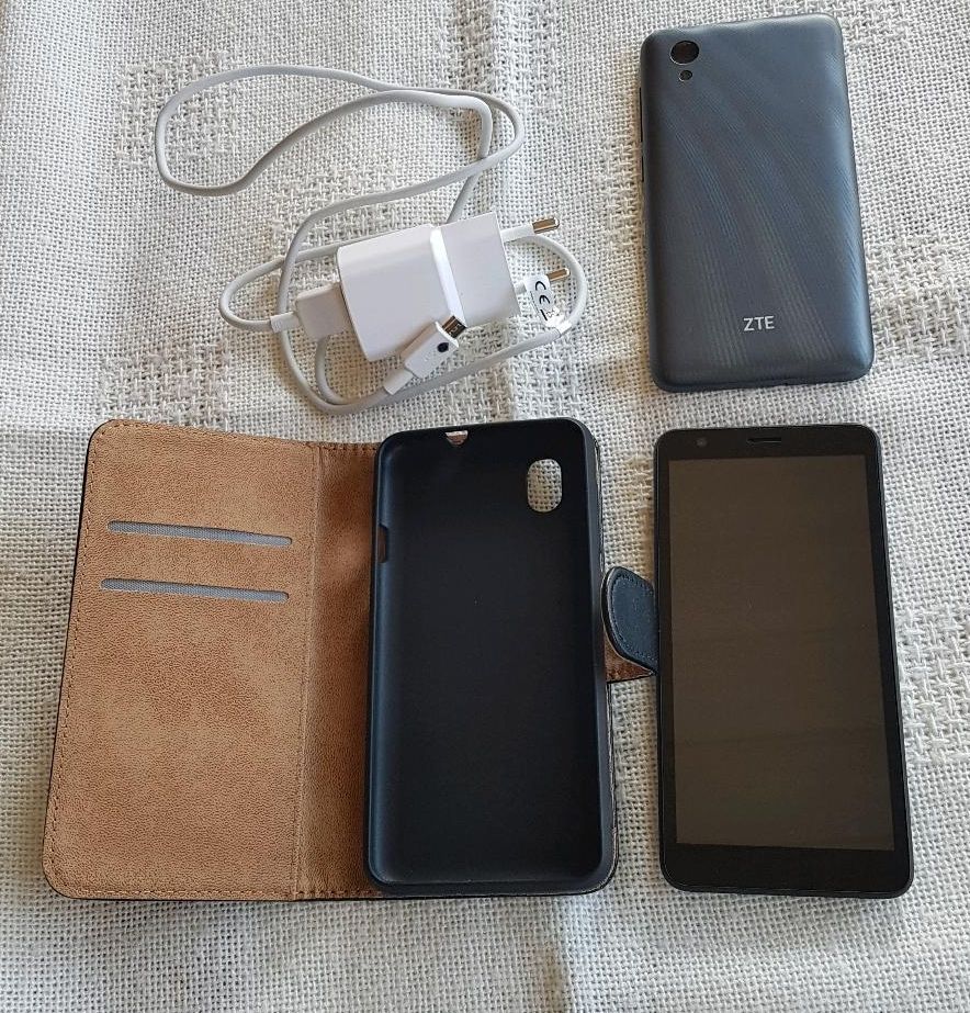 Handy / Smartphone ZTE Blade A31 lite grau DUAL-SIM in Naumburg (Saale)