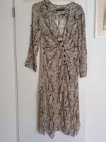 beige-braun Chiffonkleid Gr. M v. Zara Baden-Württemberg - Freiburg im Breisgau Vorschau