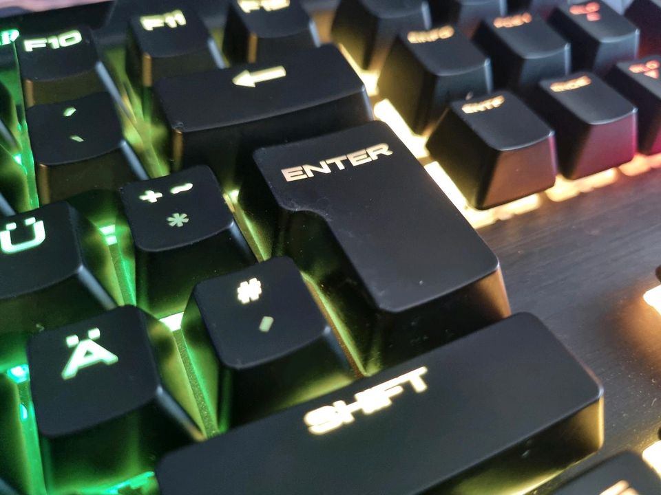 Corsair K70 Mk.2 Gaming Keyboard Tastatur in München