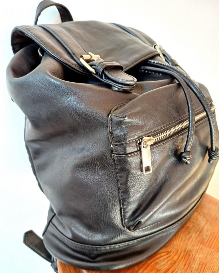 schwarzer Mini Rucksack, Daypack, Umhängetasche, PIMKIE, ca 15 l in Berlin