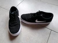 Nike SB charge Gr. 40,5 Niedersachsen - Winsen (Aller) Vorschau