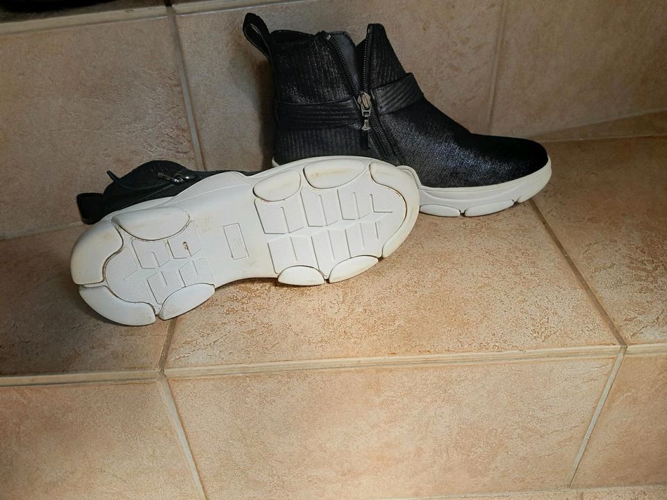 Tizian Schuhe gr 36 in Lebach