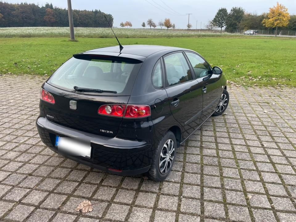 Seat Ibiza 1.4 4/5-Türer 75PS schwarz in Bad Kissingen