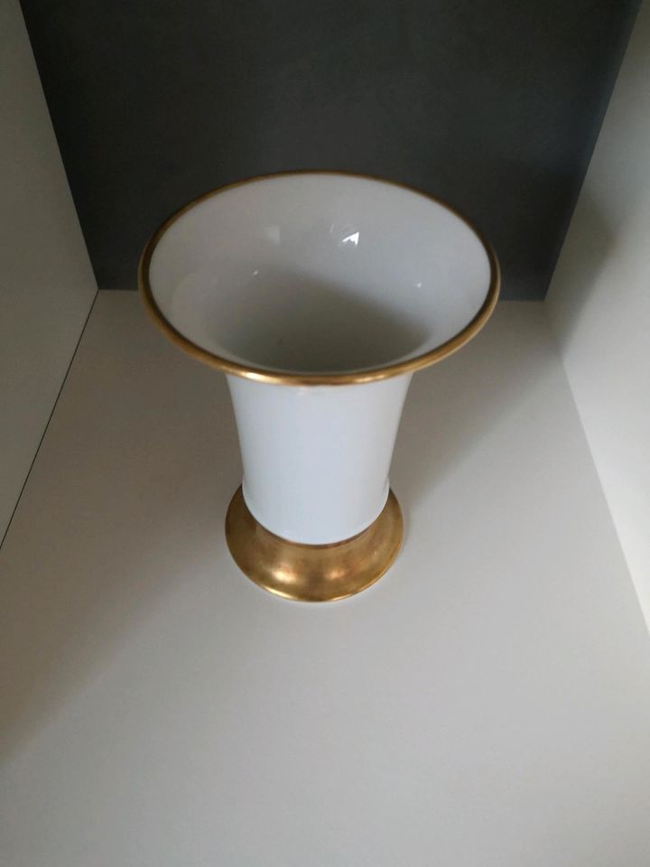 Porzellan Vase weiss gold von Heinrich in Stuttgart