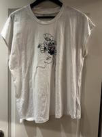 Kaffe T-Shirt weiß mit Aufsruck neuwertig XL Damen np 39,95 Niedersachsen - Rosengarten Vorschau