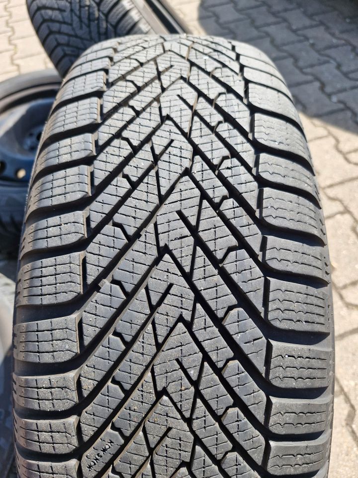 Winterräder Ford Transit-Connect 205/60/16 96H Pirelli DOT2021 in Stein