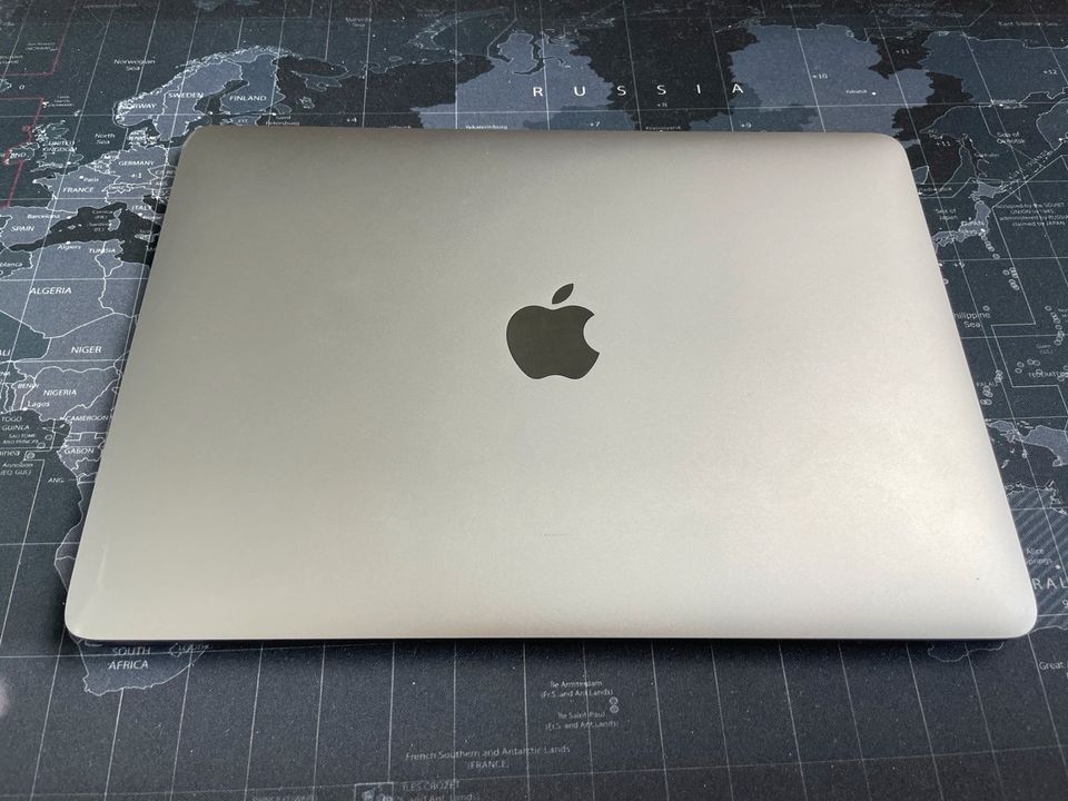 MacBook 12“ Retina 2016 in Bergheim