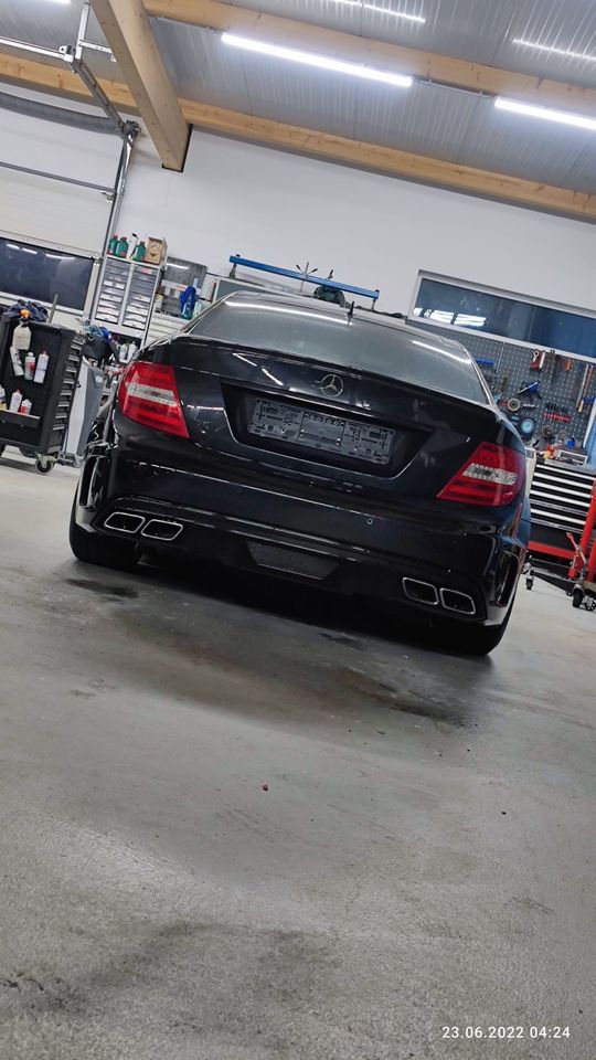 Mercedes C63 AMG W204 457PS Black Series Umbau in Bietigheim-Bissingen