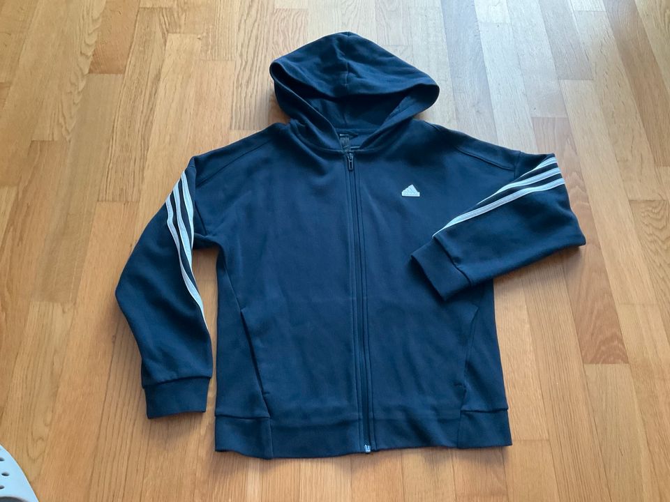 Adidas Jacke in Bonn