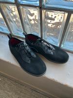 Ugg Herrenschuhe Größe 44 schwarz Stuttgart - Stuttgart-West Vorschau