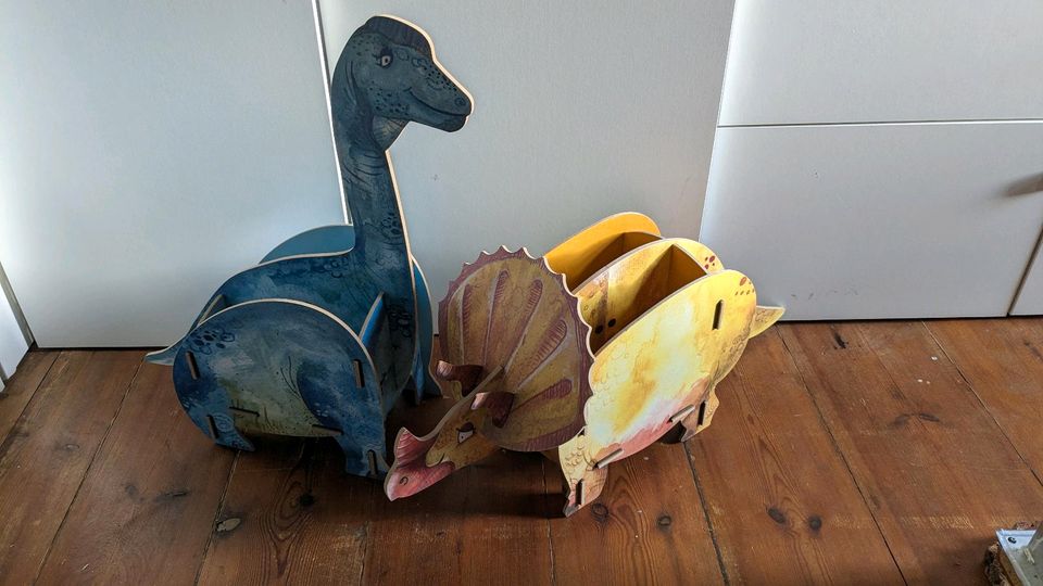 Werkhaus / Spielzeugkisten / Bücherkiste / Dinosaurier in Berlin