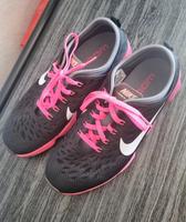 Nike Sneaker, Zoom, 40, schwarz/pink Niedersachsen - Einbeck Vorschau