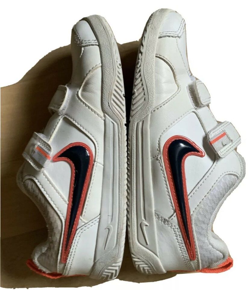 Nike Turnschuhe 31 in Worbis