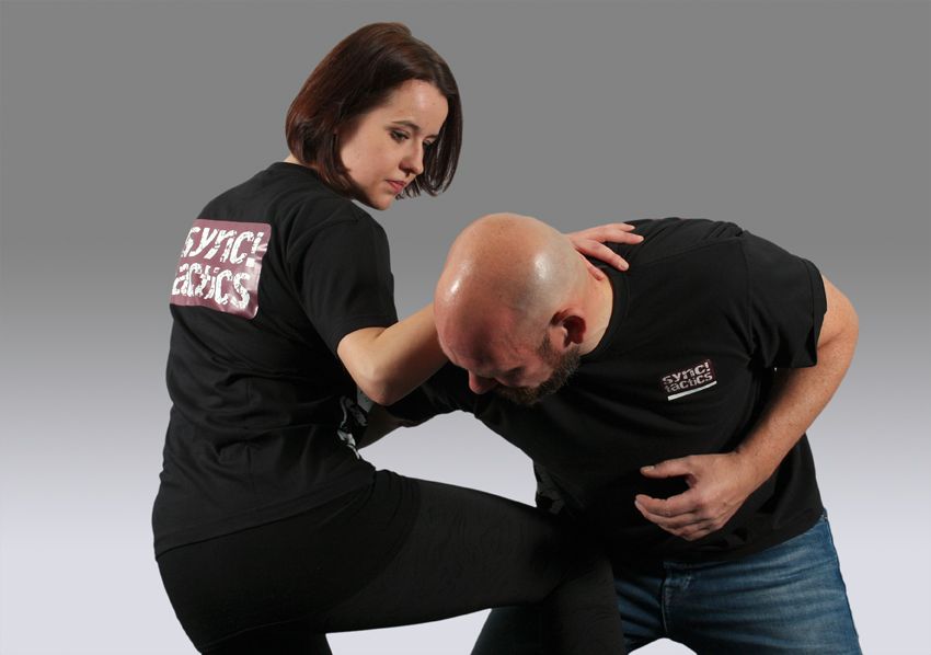 KRAV MAGA TRAINING IN HAAN & SOLINGEN - LERNE SELBSTVERTEIDIGUNG - KAMPFSPORT - KRAVMAGA - SPORT - MOTIVATION - FIT - PAZURU - TRAINING  - SELBSTSCHUTZ  - KAMPFKUNST - KICKBOXEN - FITNESSKICKBOXEN in Solingen