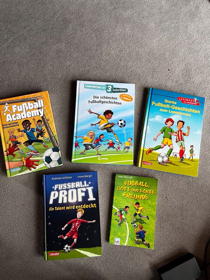 Bücher für Jungs Fußball in Ulm