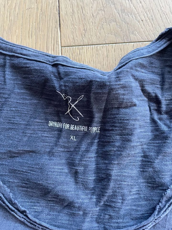 Verkaufe neuwertiges Drykorn TShirt in blau. Größe XL. in Kempten